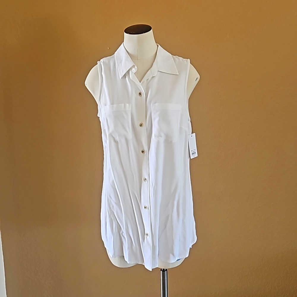 Sleeveless Blouse